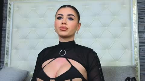 Snapshot of rosevanessa chatting on 04-07-26, 07:03 Gabriela online show from 04-07-26, 07:03