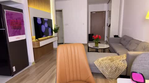 Roshelle online show from 04-16-26, 12:28