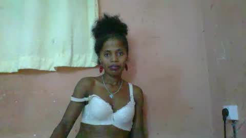 Snapshot of rosiahot1 chatting on 03-10-25, 12:40 rosia online show from 03-10-25, 12:40
