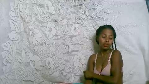 Snapshot of rosiahot1 chatting on 09-27-25, 03:17 rosia online show from 09-27-25, 03:17