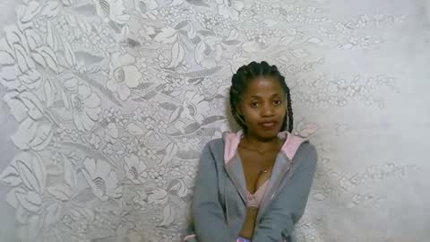 Snapshot of rosiahot1 chatting on 10-03-25, 05:43 rosia online show from 10-03-25, 05:43
