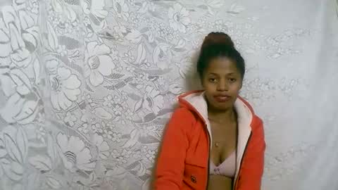 Snapshot of rosiahot1 chatting on 10-10-25, 07:13 rosia online show from 10-10-25, 07:13