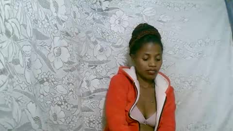 Snapshot of rosiahot1 chatting on 11-10-25, 09:08 rosia online show from 11-10-25, 09:08