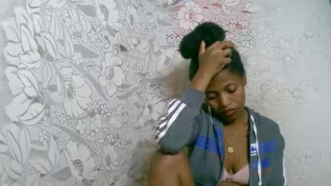 Snapshot of rosiahot1 chatting on 12-03-25, 10:08 rosia online show from 12-03-25, 10:08