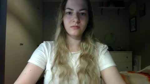 Rosie online show from 10-30-25, 08:16