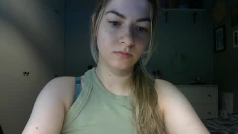 Snapshot of rosie_june chatting on 05-21-26, 06:53 Rosie online show from 05-21-26, 06:53