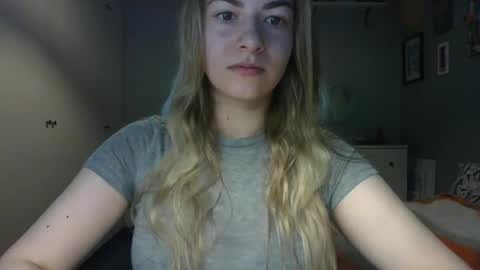 Snapshot of rosie_june chatting on 06-10-26, 07:07 Rosie online show from 06-10-26, 07:07