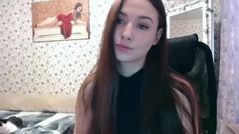 Snapshot of rosierosa chatting on 03-05-25, 12:22 Rosie is waiting for YOU online show from 03-05-25, 12:22