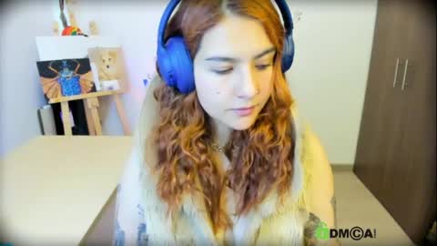 Snapshot of rosiexxx24 chatting on 08-03-26, 01:27 Rosie online show from 08-03-26, 01:27