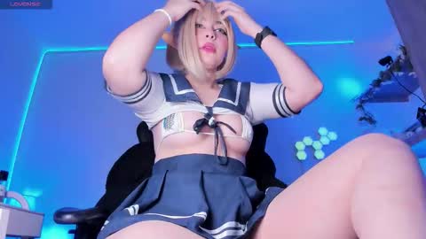 Snapshot of rositafresita01 chatting on 11-13-25, 01:43 rositafresita01 online show from 11-13-25, 01:43