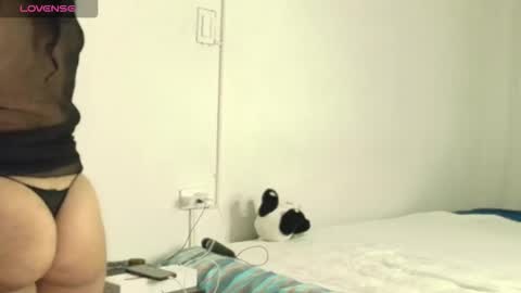 Snapshot of ross_bakerhot chatting on 02-12-26, 02:12 Ross BakerHot online show from 02-12-26, 02:12