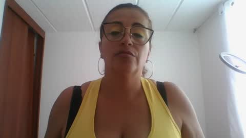 Snapshot of rossanalionheart chatting on 02-02-25, 03:28 Rossana online show from 02-02-25, 03:28