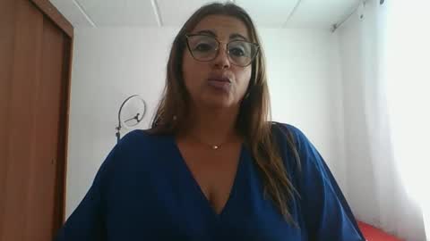 Snapshot of rossanalionheart chatting on 02-25-25, 07:47 Rossana online show from 02-25-25, 07:47