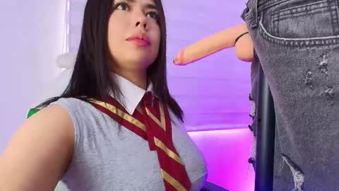   online show from 03-19-26, 06:23