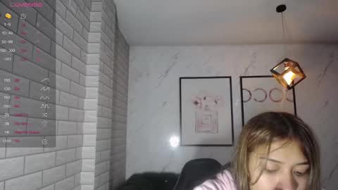 Snapshot of rosse_jeane_v chatting on 02-04-25, 01:06 rosse jeane v online show from 02-04-25, 01:06