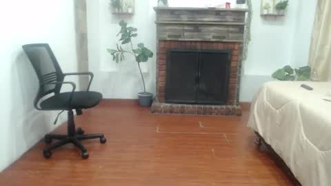 Snapshot of rosse_meyer chatting on 10-18-25, 06:30 MY NAME IS ROSSE online show from 10-18-25, 06:30