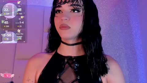 Snapshot of rosselfinoll chatting on 01-19-25, 12:39 Rossel online show from 01-19-25, 12:39