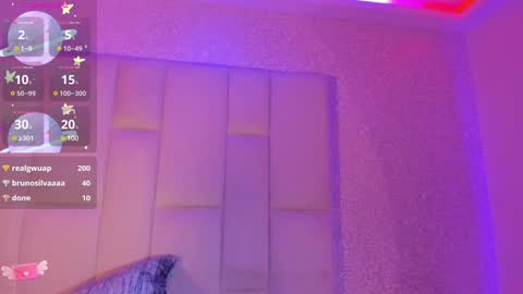 Snapshot of rosselfinoll chatting on 01-27-25, 03:39 Rossel online show from 01-27-25, 03:39