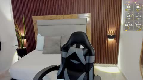 rossie_lanie_ online show from 03-18-26, 07:39