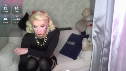 Snapshot of rossir chatting on 12-26-24, 08:11 rossir online show from 12-26-24, 08:11
