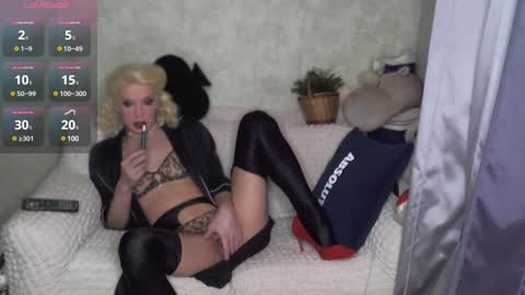 Snapshot of rossir chatting on 01-23-25, 04:48 rossir online show from 01-23-25, 04:48