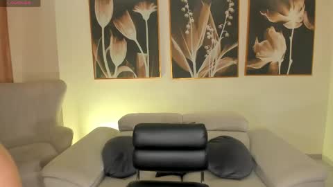 Rossie Rivers online show from 03-23-26, 07:40