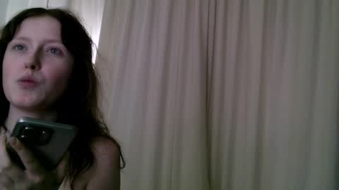 rosy_petal online show from 05-23-26, 07:24