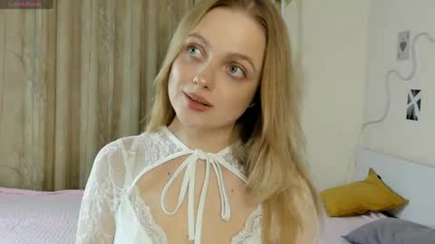 Snapshot of rosy_sigh chatting on 04-23-26, 09:06 Im Luna online show from 04-23-26, 09:06