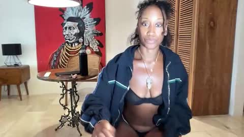 Snapshot of rosycoco chatting on 02-13-26, 03:35 Rosy Coco online show from 02-13-26, 03:35