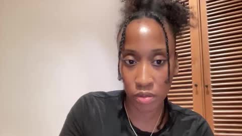 Snapshot of rosycoco chatting on 02-24-26, 03:43 Rosy Coco online show from 02-24-26, 03:43