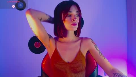 Snapshot of rot_wallace chatting on 10-18-25, 10:21 rot_wallace online show from 10-18-25, 10:21