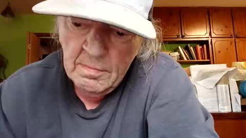 Snapshot of rotorranch chatting on 10-26-25, 06:03 rotorranch online show from 10-26-25, 06:03