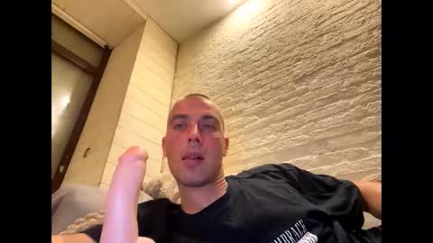 rotteei1 online show from 10-04-25, 07:23