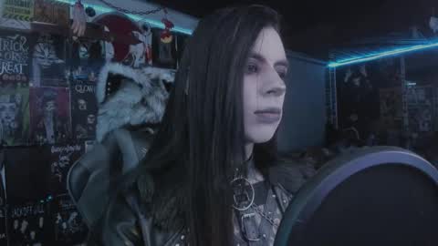 Snapshot of rotten_dreams chatting on 02-04-26, 11:42 rot online show from 02-04-26, 11:42