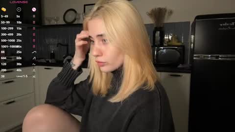 Snapshot of rottenlullaby chatting on 10-24-25, 07:43 - my telegram channel online show from 10-24-25, 07:43