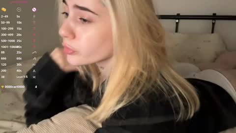 Snapshot of rottenlullaby chatting on 11-18-25, 05:17 - my telegram channel online show from 11-18-25, 05:17