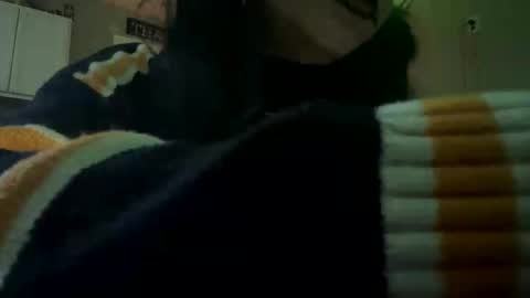 Mochi online show from 11-13-25, 03:55