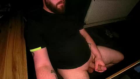Snapshot of roughwonder chatting on 05-31-26, 06:21 Luke online show from 05-31-26, 06:21