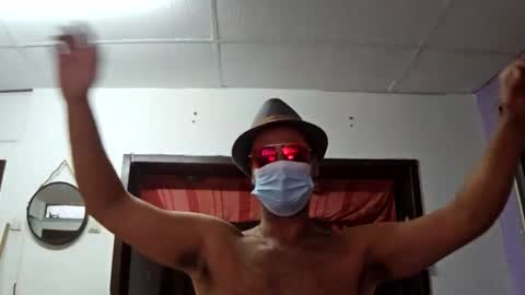 round1fiight online show from 10-19-25, 05:13