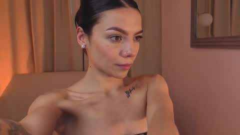 Rousee online show from 04-22-26, 04:30