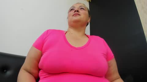 Snapshot of rousewright chatting on 04-05-26, 12:57 Rouse Wright online show from 04-05-26, 12:57