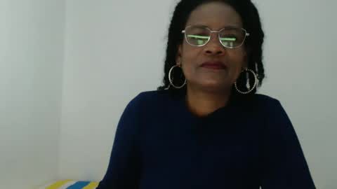 luxa online show from 09-12-25, 01:11