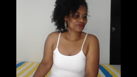 luxa online show from 09-18-25, 03:08