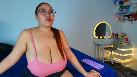 Snapshot of rousrossell_4 chatting on 07-24-26, 04:16 Call me Rous online show from 07-24-26, 04:16