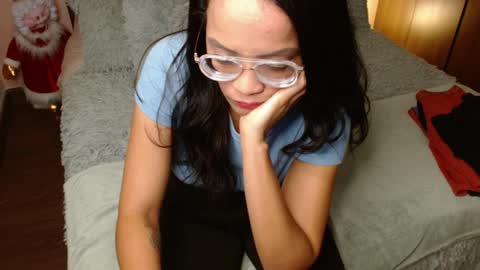 Snapshot of rouss_henao chatting on 12-21-24, 08:07 Rouss marie henao online show from 12-21-24, 08:07