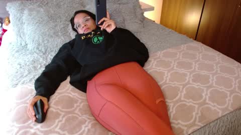 Snapshot of rouss_henao chatting on 12-29-24, 05:33 Rouss marie henao online show from 12-29-24, 05:33