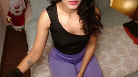 Snapshot of rouss_henao chatting on 12-30-24, 10:23 Rouss marie henao online show from 12-30-24, 10:23