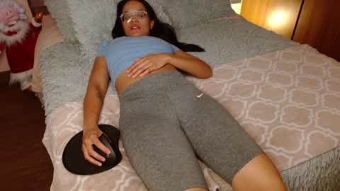 Snapshot of rouss_henao chatting on 01-04-25, 02:25 Rouss marie henao online show from 01-04-25, 02:25