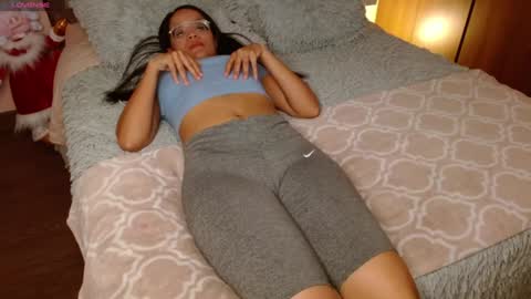 Snapshot of rouss_henao chatting on 01-09-25, 08:33 Rouss marie henao online show from 01-09-25, 08:33