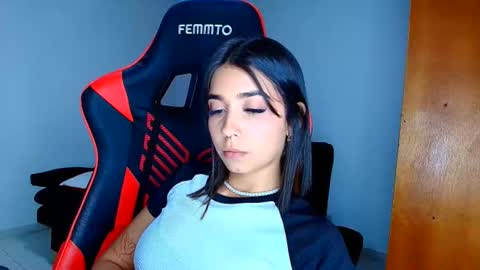 rousse_violet online show from 02-19-26, 11:12